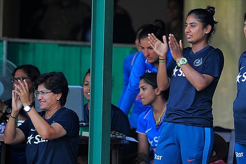 Mithali Raj (right) with her teammates during India?s warm-up matches at the Women?s World Cup