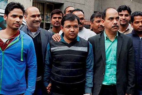 Anubhav Mittal (centre)