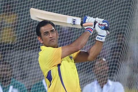 MS Dhoni entertaining the crowds at Chepauk.(Photo: Justin George)