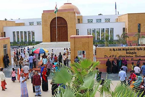 Tourists thronging the Kalam memorial at Peikarumbu near Rameswaram