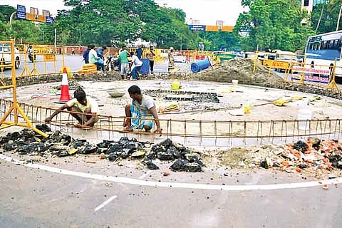 Work under way at the junction in Egmore to reinstall Si Pa Aditanar?s statue.(Photo: Justin George)
