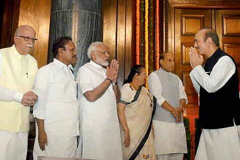 PM Modi, Rajnath Singh and Sumitra Mahajan after paying their tributes