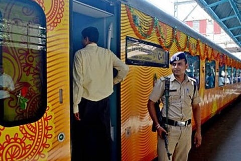 26 Tejas Express passengers fall ill due to food poisoning