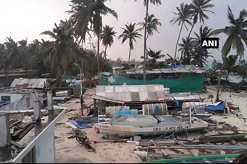 Cyclone Ockhi: Rains hit Lakshadweep islands, damage houses, uproot trees