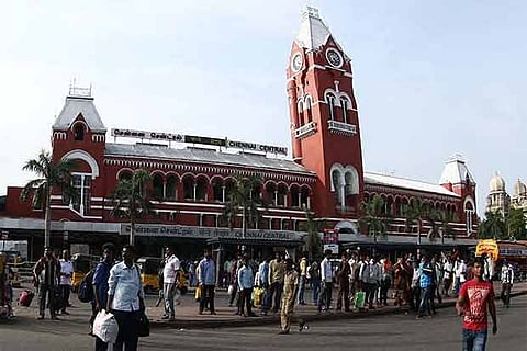 25-year-old slips from train, saved by RPF
