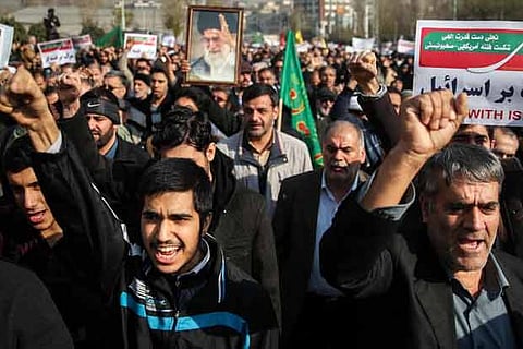 Trump tweets in support of protesters in Iran