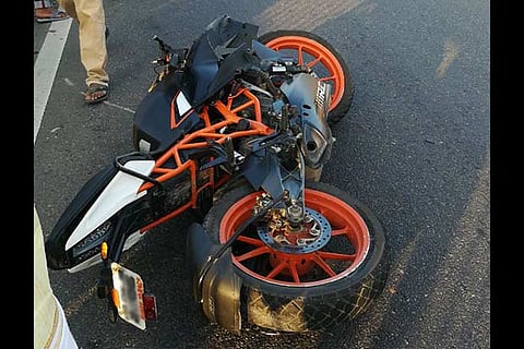 The bike of Vairamuthu, who was killed on the spot during an illegal bike race near Ambur