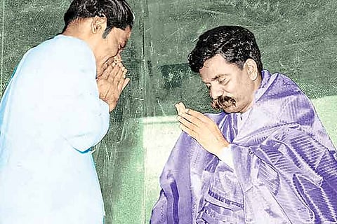 MP Sivagnanam (R) worked for the new state formation