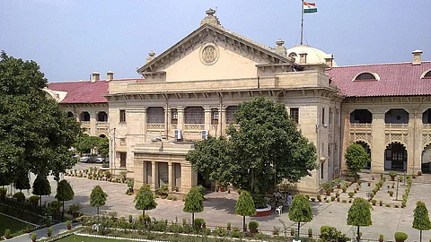 Breaking: Allahabad HC slams private medical college for fee hike, calls it “abuse of law”
