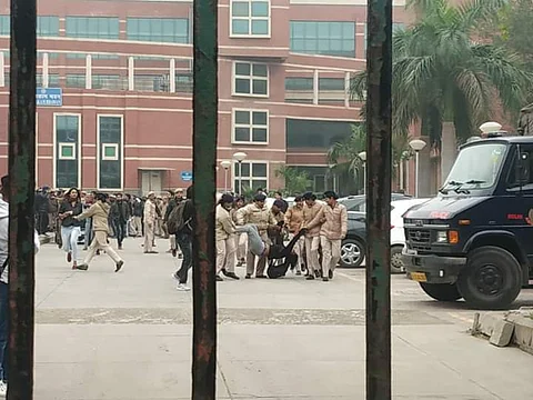 Students in Delhi University protesting