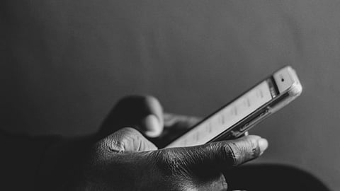 ಮೊಬೈಲ್ ಕೈಲಿರುವಾಗ ಸಮಯ ಹೋದದ್ದೇ ಗೊತ್ತಾಗುವುದಿಲ್ಲ ಎನ್ನುವುದು ಅನೇಕರ ಸಮಸ್ಯೆ