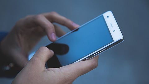 ಪ್ರಪಂಚದ ಮೊತ್ತಮೊದಲ ಮೊಬೈಲ್ ಕರೆ ಮಾಡಲಾಗಿದ್ದು ೧೯೭೩ರ ಏಪ್ರಿಲ್ ೩ರಂದು