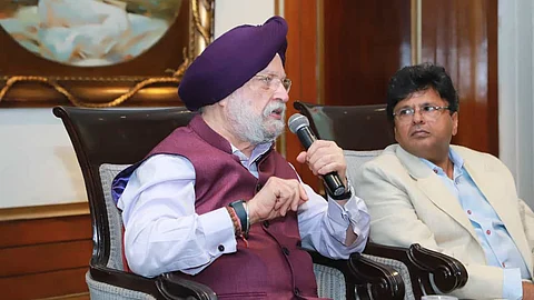 Alt="Hardeep Singh Puri"