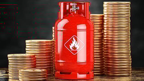 LPG cylinder prices reduced, know the price in your city