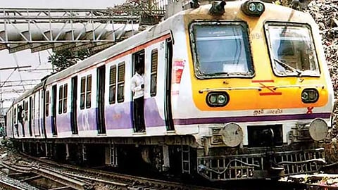 Mumbai Megablock: Disruptions on Central and Harbour Railway Lines Today — Full Schedule Inside