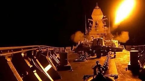 IND-PAK War: India Escalates Retaliation, INS Vikrant Strikes Karachi Port