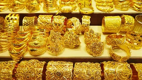 Gold Rate Today: Prices Drop by ₹4,000 Amid Easing India-Pakistan Tensions