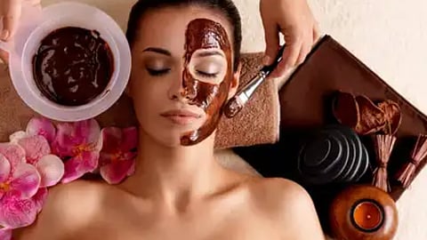 Chocolate Face Pack: These 5 Chocolate Face Masks Are a Boon for Radiant Skin