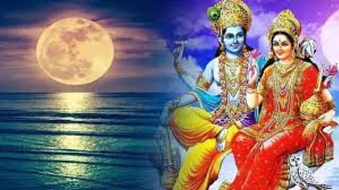 Jyeshtha Purnima 2025 : Rituals to Invite Lakshmi's Blessings and Prosperity