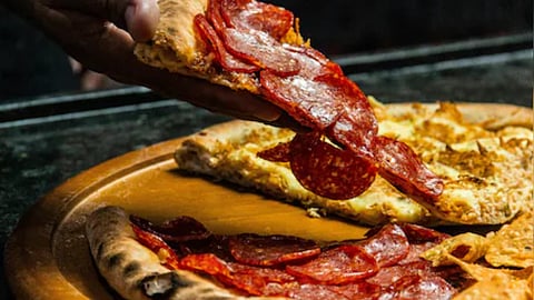 Pentagon Pizza Report: Why Pizza Is Making Headlines Amid the Israel-Iran Conflict
