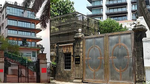 Shah Rukh Khan's 'Mannat' Faces Probe Over Alleged Coastal Regulation Violations