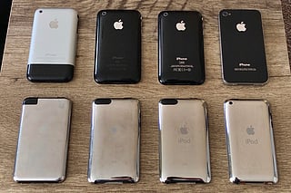 Vintage iPhones Fetch Sky-High Prices Amid Collector Craze