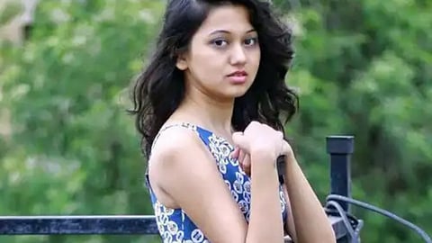 Marathi Language Debate Intensifies as Ketaki Chitale Criticizes Status Criteria