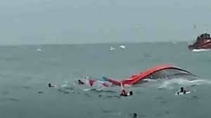 Raigad Boat Accident : Boat that went fishing in Raigad sank in the sea, rescue operation at war footing