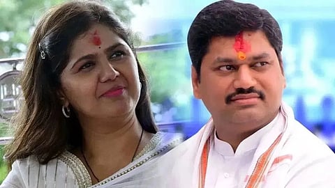 "...should be granted ministerial position", Prakash Mahajan's jibe at Bhujbal