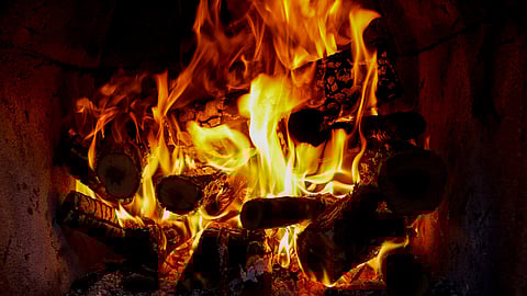 Thane Fire: Massive fire in 18-storey building in Thane; 70 residents safely evacuated