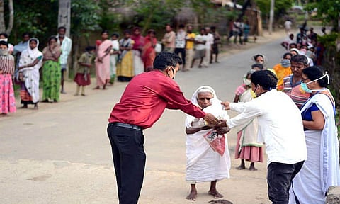 NGO of Guwahati distributed essential commodities to poor families in Demow