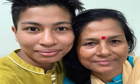 Athletes pay tribute to mother on Mother's Day