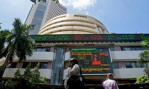 Sensex up 637 points on Rs 20-tr stimulus