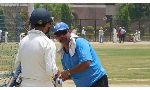 Body fluids will reach ball some way or the other: Chetan Sharma