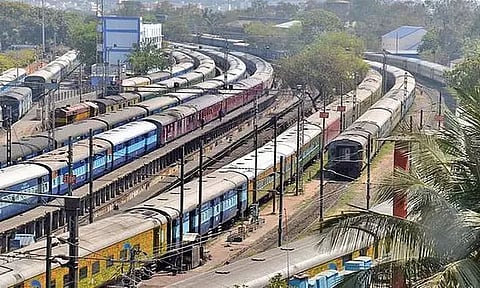 2,600 more Shramik trains in next 10 days: Indian Railways