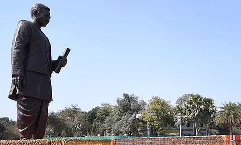 Narendra Modi unveils tallest Deendayal Upadhyaya statue
