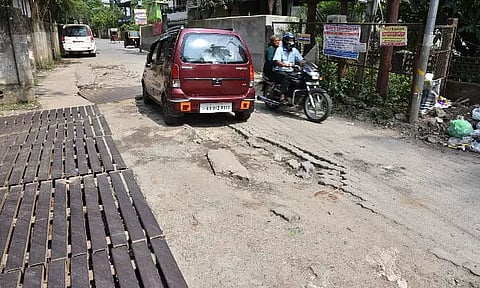 KK Bhatta Road at Chenikuthi in Guwahati cries for attention