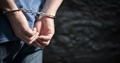 2 drug peddlers held in Goalpara, seized cough syrup bottles