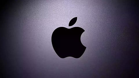 Apple tops premium smartphone segment