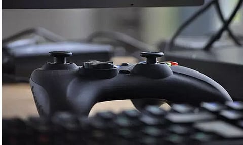 THE STARRY FACES OF GAMING!