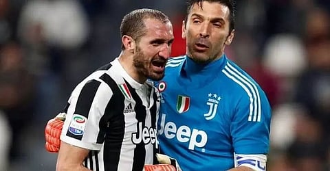 Gianluigi Buffon, Chiellini sign one-year deals with Juventus