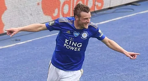 Jamie Vardy nets 100th Premier League goal as Leicester beat Palace