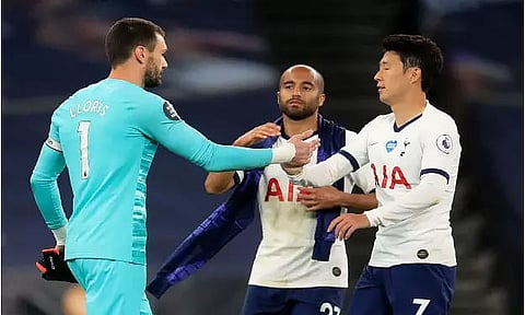 Tottenham Hotspur beat Everton in English Premier League