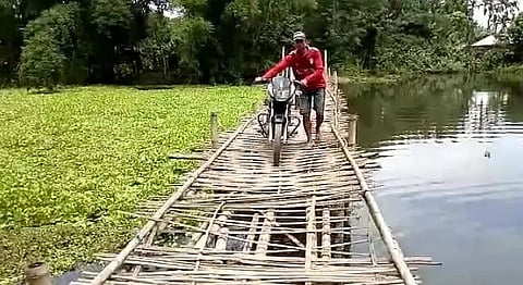 Dhakuakhana locals demand RCC bridges over Sampora & Bolahi rivers