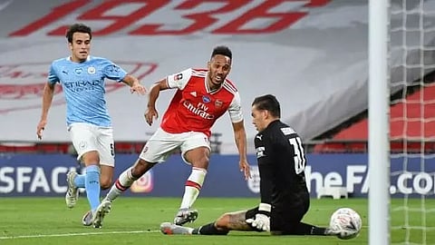 Pierre-Emerick Aubameyang fires Arsenal past City into FA Cup final