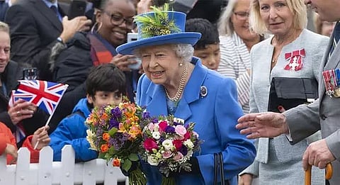 UK Queen Elizabeth II heads for holiday after four months in isolation