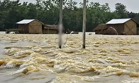 Amit Shah extends support to flood-ravaged Meghalaya
