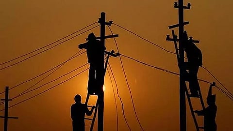 Frequent power cuts leave people harried in Biswanath Chariali