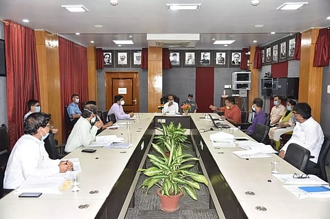 Governor Prof. Jagdish Mukhi holds meeting on erosion caused by river Beki