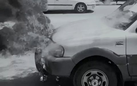 Car caught fire while it was running on a road at Hatigarh Path